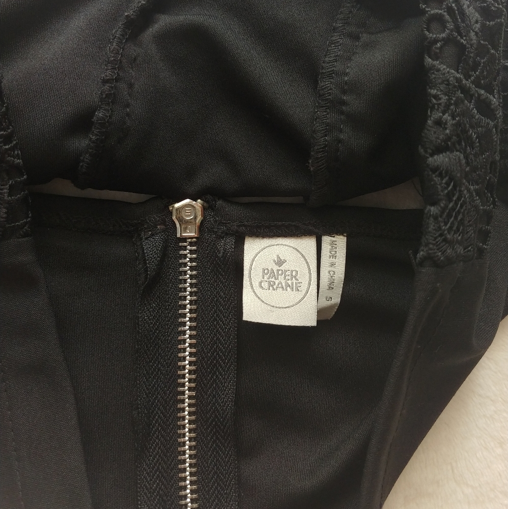 Crop Top - Picture 4 of 4